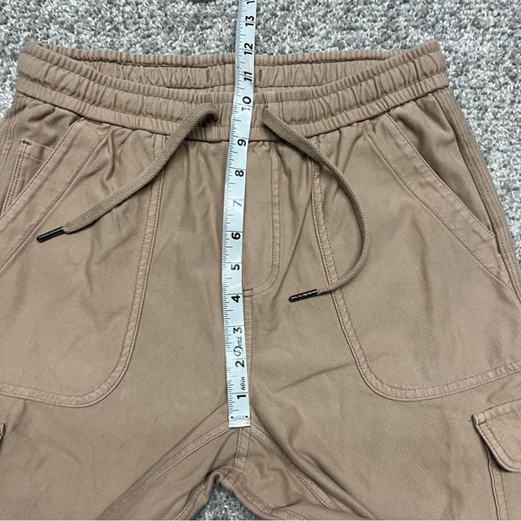 Athleta Jogger Farallon Cargo Crop Pants Womens 2 Tan Elastic Waist Pockets - Picture 4 of 8